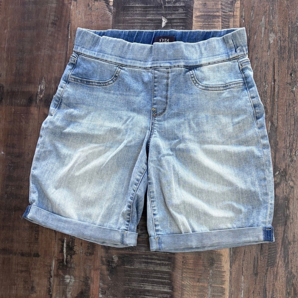 NYDJ Pull On Premium Denim Shorts Light Wash Blue Lift Tuck Bermuda Size 2